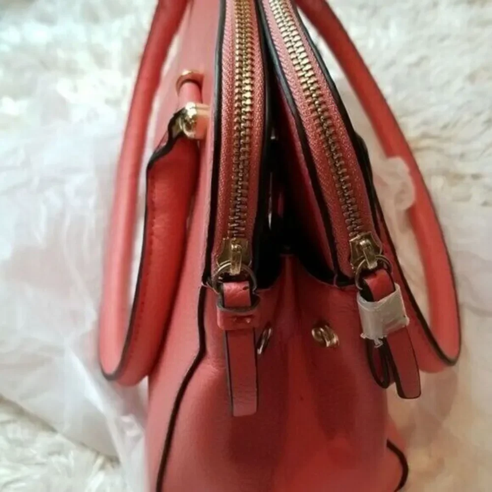 Hush Puppies nwt details